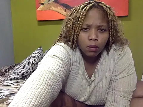 GoldenPussyXOXO online show from 28, 10, 2025