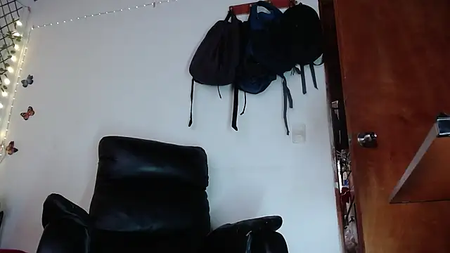 calioppe01 online show from 5, 12, 2025