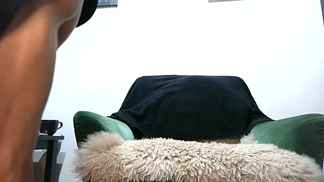 Snapshot of calioppe01 chatting on 19, 2, 2026 calioppe01 online show from 19, 2, 2026