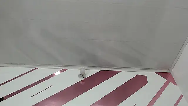 Kitten Hot  online show from 13, 2, 2026