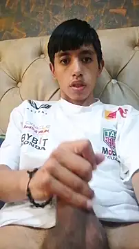 Snapshot of danuel23 chatting on 23, 3, 2026 danuel23 online show from 23, 3, 2026