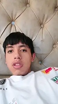 Snapshot of danuel23 chatting on 2, 4, 2026 danuel23 online show from 2, 4, 2026