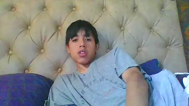 Snapshot of danuel23 chatting on 9, 2, 2026 danuel23 online show from 9, 2, 2026