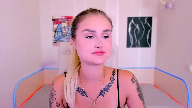  Ravenaa online show from 13, 9, 2025