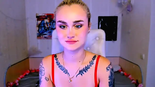  Ravenaa online show from 3, 12, 2025