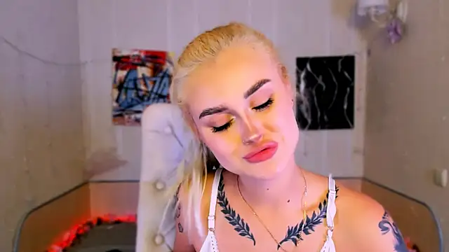  Ravenaa online show from 21, 10, 2025