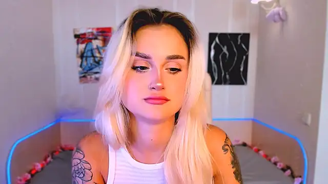  Ravenaa online show from 3, 10, 2025