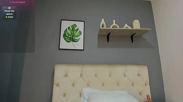 Soe Lara online show from 8, 10, 2025