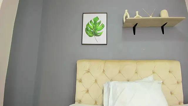 Soe Lara online show from 19, 9, 2025