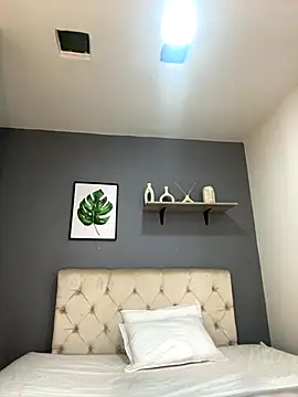 Soe Lara online show from 18, 9, 2025