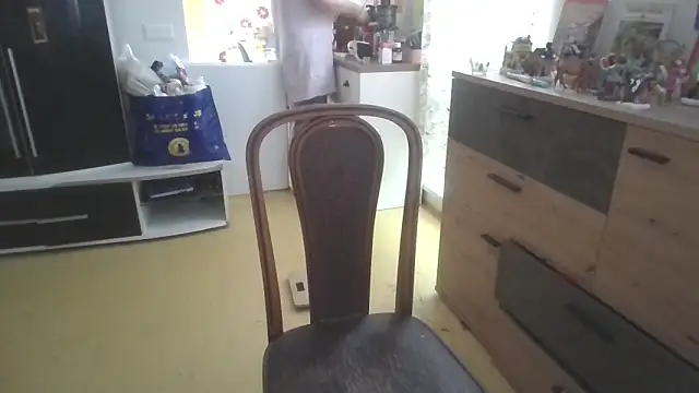 Snapshot of Meliss_Official9 chatting on 2, 12, 2025 Meliss Official9 online show from 2, 12, 2025