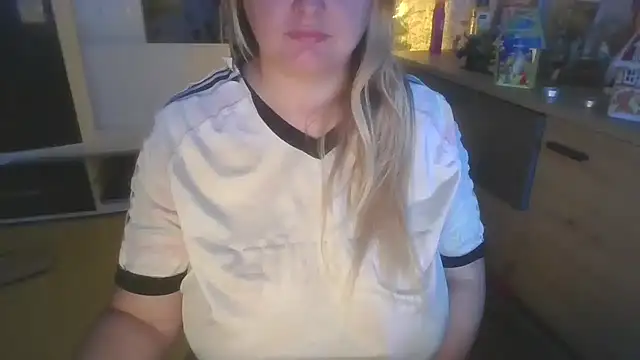 Snapshot of Meliss_Official9 chatting on 11, 1, 2026 Meliss Official9 online show from 11, 1, 2026