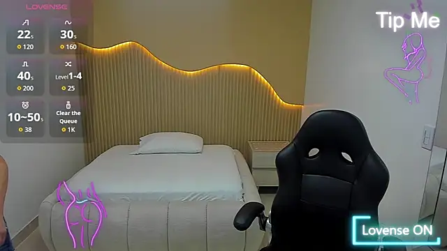 MAGNOLEROY online show from 11, 4, 2026