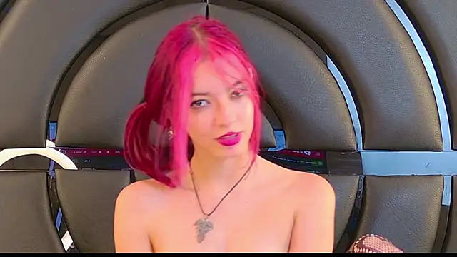 Snapshot of ElizabetthKitty chatting on 31, 1, 2025 ElizabetthKitty online show from 31, 1, 2025