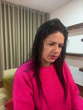 Alice Biel online show from 6, 3, 2025