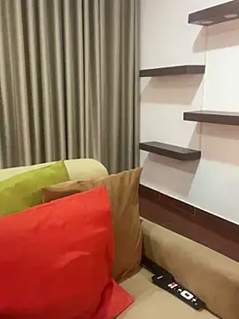 Alice Biel online show from 6, 3, 2025