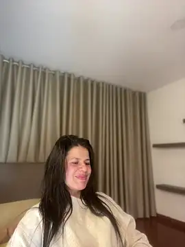 Alice Biel online show from 4, 6, 2026