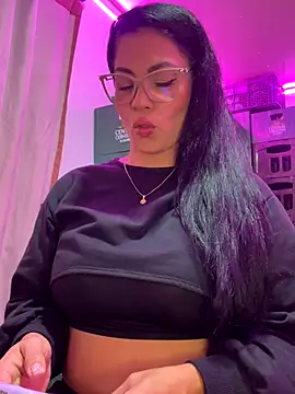 Hot beauty   online show from 29, 11, 2025