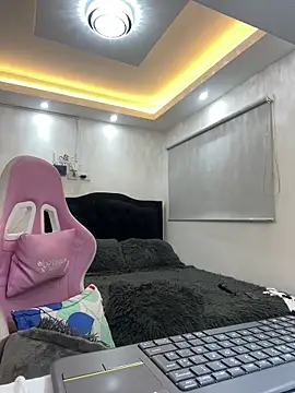 Hot beauty   online show from 2, 7, 2026