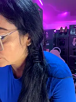 Hot beauty   online show from 19, 9, 2025