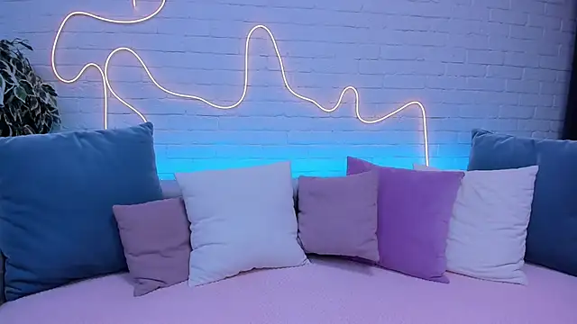 rossy babe  online show from 22, 9, 2025