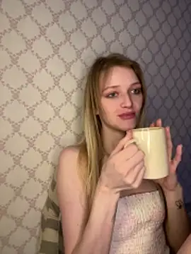 Evvie Summn1 online show from 23, 2, 2026