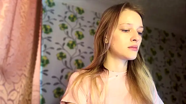 Evvie Summn1 online show from 23, 3, 2026