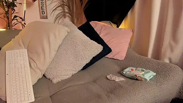 Serenity Day online show from 1, 2, 2026