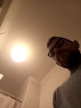 jonyfree1978 online show from 19, 12, 2025