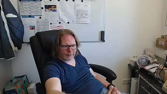 Snapshot of VSteph chatting on 15, 6, 2026 VSteph online show from 15, 6, 2026
