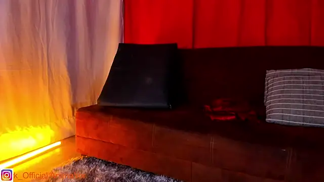 AnithaaYork online show from 4, 11, 2025