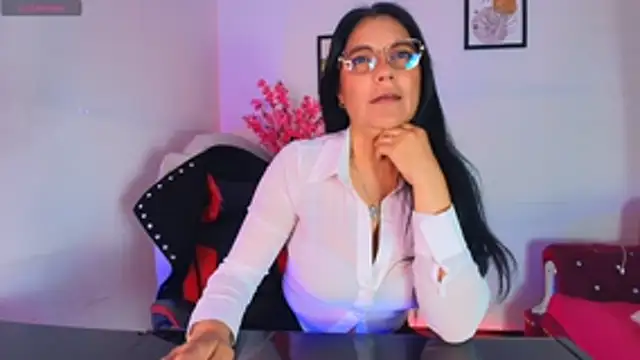 Snapshot of Zuzana21 chatting on 30, 6, 2026 Zuzana21 online show from 30, 6, 2026