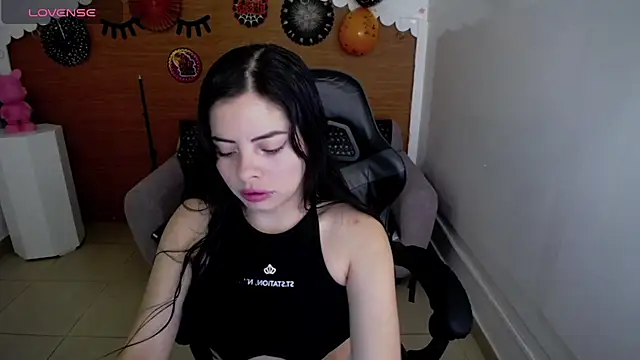 Chinatsu t online show from 20, 10, 2025