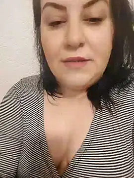 Snapshot of Tamara1955 chatting on 5, 2, 2025 Tamara1955 online show from 5, 2, 2025