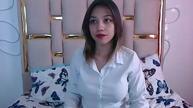 nina carther online show from 4, 11, 2025