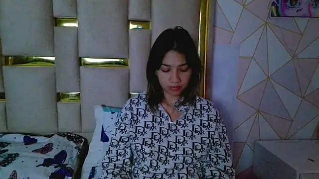 nina carther online show from 20, 12, 2025