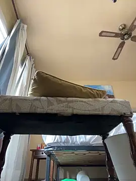 Snapshot of Yasmine47 chatting on 21, 12, 2025 Yasmine47 online show from 21, 12, 2025