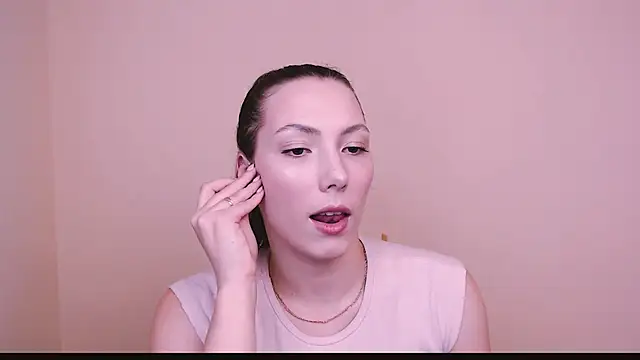 VanessaMay  online show from 13, 2, 2025