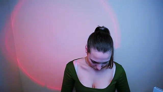 VanessaMay  online show from 15, 12, 2024