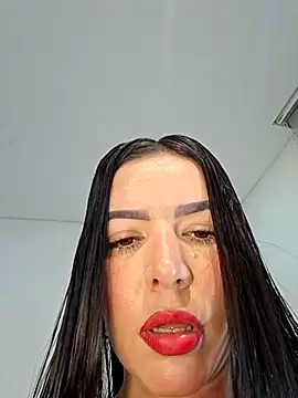 Anal Luucia online show from 15, 4, 2026