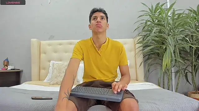 kieran derek online show from 12, 9, 2025