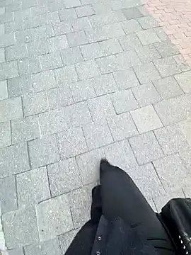 Iitaniee online show from 3, 3, 2026