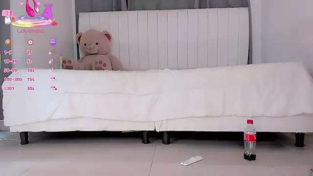 gatitavenecis online show from 28, 11, 2025