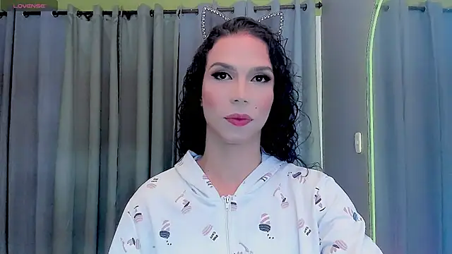 gatitavenecis online show from 6, 3, 2025