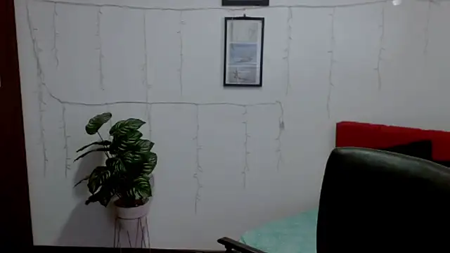 Snapshot of NatalyEscobar_lx chatting on 20, 5, 2026 NatalyEscobar lx online show from 20, 5, 2026