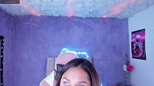 Diosa-afrodita online show from 3, 3, 2025