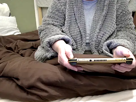 MarthaBriest online show from 2, 4, 2026