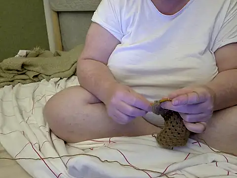 MarthaBriest online show from 13, 9, 2025