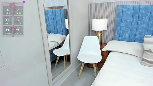 pretty sunlight  online show from 24, 9, 2025