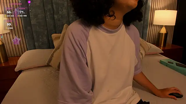 pretty sunlight  online show from 11, 9, 2025